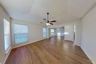 501 N Lampasas St, Round Rock, TX 78664 - Photo 2