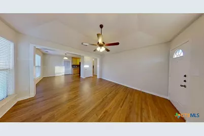 501 N Lampasas Street, Round Rock, TX 78664 - Photo 4
