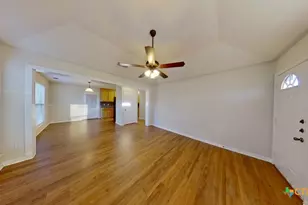 501 N Lampasas St, Round Rock, TX 78664 - Photo 4
