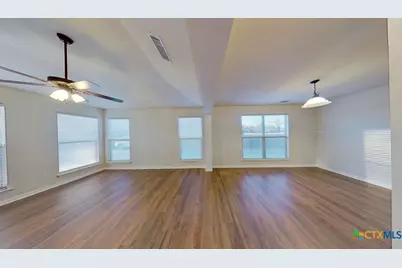501 N Lampasas Street, Round Rock, TX 78664 - Photo 8