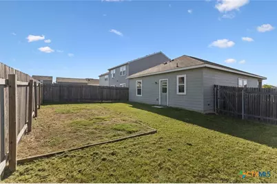 124 NE Peony Lane, Jarrell, TX 76537 - Photo 34
