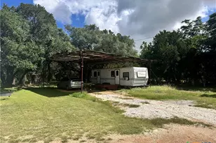 1712 Hofheinz St, San Marcos, TX 78666 - Photo 12