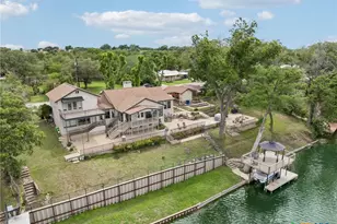 939 Reiley Rd, Seguin, TX 78155 - Photo 2