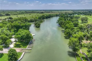917 Rio Verde, New Braunfels, TX 78130 - Photo 1