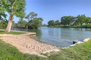 917 Rio Verde, New Braunfels, TX 78130 - Photo 40