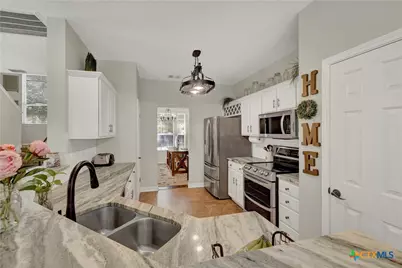 917 Rio Verde, New Braunfels, TX 78130 - Photo 14