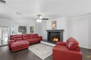 734 Summerwood Dr, New Braunfels, TX 78130 - Photo 8