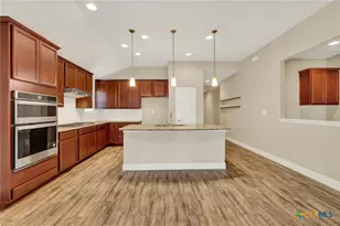 2266 Kiskadee Dr, New Braunfels, TX 78132 - Photo 8
