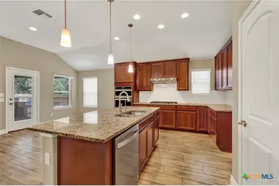 2266 Kiskadee Drive, New Braunfels, TX 78132 - Photo 12