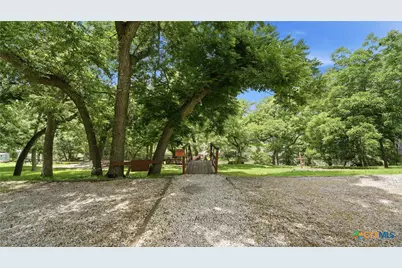 847 Hilltop Ridge, New Braunfels, TX 78132 - Photo 24