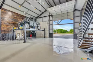 121 Spring Ridge, Victoria, TX 77904 - Photo 26