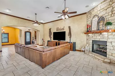 121 Spring Ridge, Victoria, TX 77904 - Photo 6