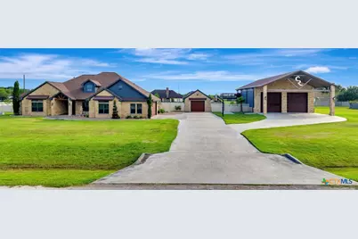 121 Spring Ridge, Victoria, TX 77904 - Photo 1