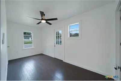 414 Orange Avenue, New Braunfels, TX 78130 - Photo 26