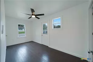 414 Orange Ave, New Braunfels, TX 78130 - Photo 26