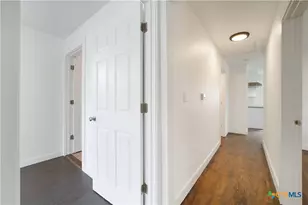 414 Orange Ave, New Braunfels, TX 78130 - Photo 34