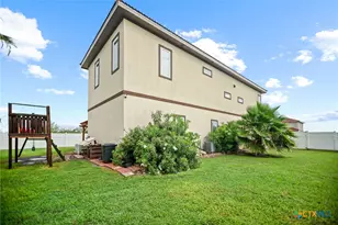 4 Lavaca Bay Pl, Port Lavaca, TX 77979 - Photo 32