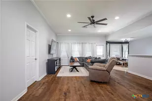 113 Zephyr Dr, Victoria, TX 77904 - Photo 4