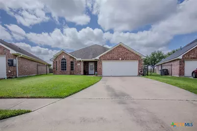 113 Zephyr Drive, Victoria, TX 77904 - Photo 2