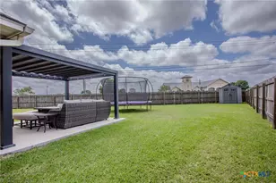 113 Zephyr Dr, Victoria, TX 77904 - Photo 26
