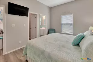 143 Paradise Dr, Rockport, TX 78382 - Photo 10