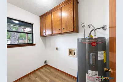 104 Maplewood Drive #A, Victoria, TX 77901 - Photo 4