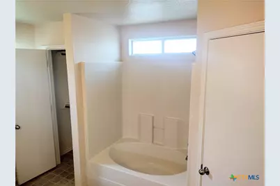 4100 Jack Barnes Avenue, Killeen, TX 76549 - Photo 34