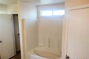 4100 Jack Barnes Ave, Killeen, TX 76549 - Photo 34