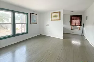 204 E Austin St, Port Lavaca, TX 77979 - Photo 18