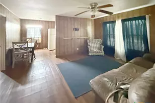 204 E Austin St, Port Lavaca, TX 77979 - Photo 22
