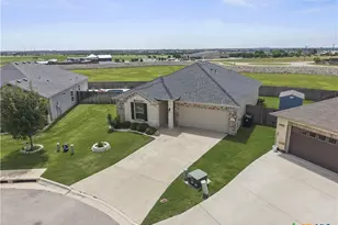 953 Aurora Grv Bnd, Temple, TX 76502 - Photo 2