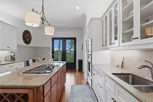 173 Falling Hls, New Braunfels, TX 78132 - Photo 10