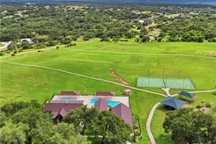173 Falling Hls, New Braunfels, TX 78132 - Photo 40