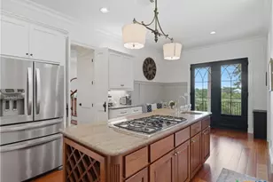 173 Falling Hls, New Braunfels, TX 78132 - Photo 12