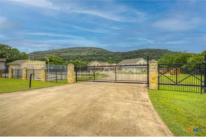 186 River Villas Court, New Braunfels, TX 78132 - Photo 38