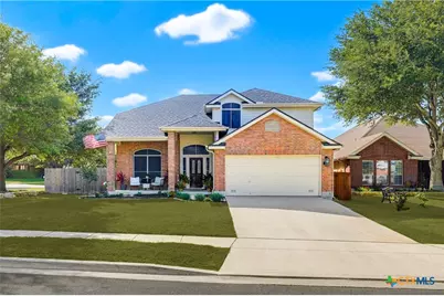 518 Bandera Circle, New Braunfels, TX 78130 - Photo 2
