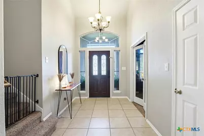 518 Bandera Circle, New Braunfels, TX 78130 - Photo 6