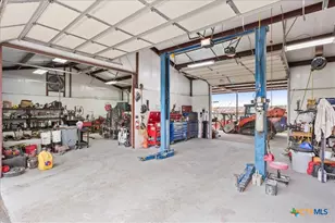 124 OLD Msn Rd, Kempner, TX 76539 - Photo 16