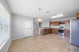 2607 Tarrant County Dr, Killeen, TX 76549 - Photo 4