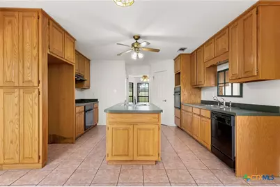 16567 Fm 725, Seguin, TX 78155 - Photo 6