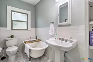 1419 N 5th St, Temple, TX 76501 - Photo 14