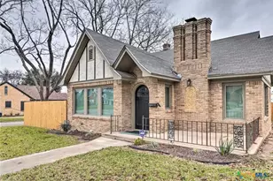 1419 N 5th St, Temple, TX 76501 - Photo 2