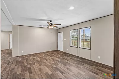 305 S 6th Street, Buckholts, TX 76518 - Photo 10