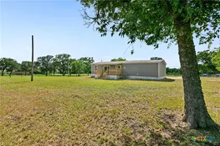 305 S 6th St, Buckholts, TX 76518 - Photo 12