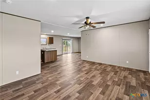 305 S 6th St, Buckholts, TX 76518 - Photo 8