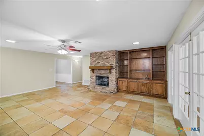 208 Berkshire Lane, Victoria, TX 77904 - Photo 10