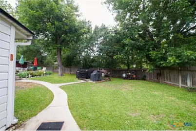 212 Highland Oaks Drive, Harker Heights, TX 76548 - Photo 32