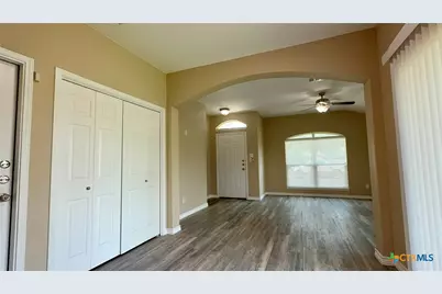 101 Salas Drive, San Marcos, TX 78666 - Photo 6