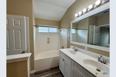 101 Salas Drive, San Marcos, TX 78666 - Photo 12