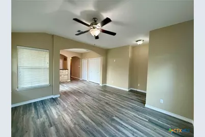 101 Salas Drive, San Marcos, TX 78666 - Photo 2